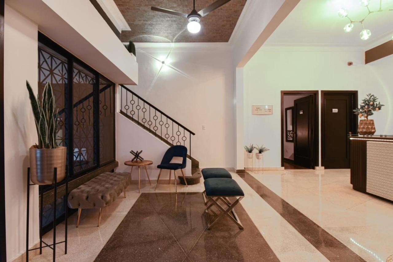 Ph 19 Guesthouse Hotel In Gazcue Santo Domingo Exterior foto