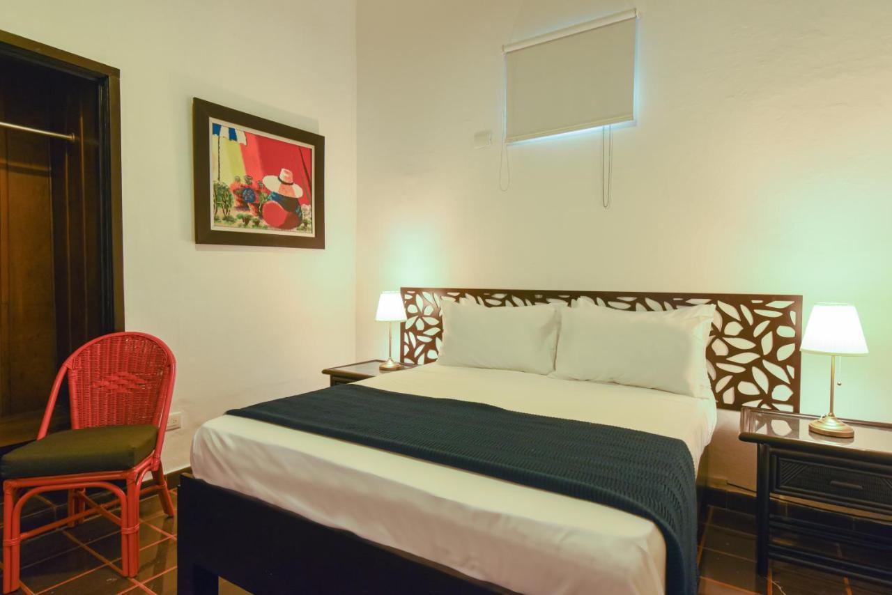 Ph 19 Guesthouse Hotel In Gazcue Santo Domingo Exterior foto