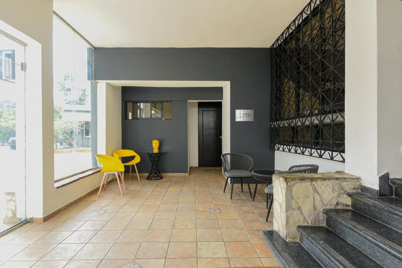 Ph 19 Guesthouse Hotel In Gazcue Santo Domingo Exterior foto