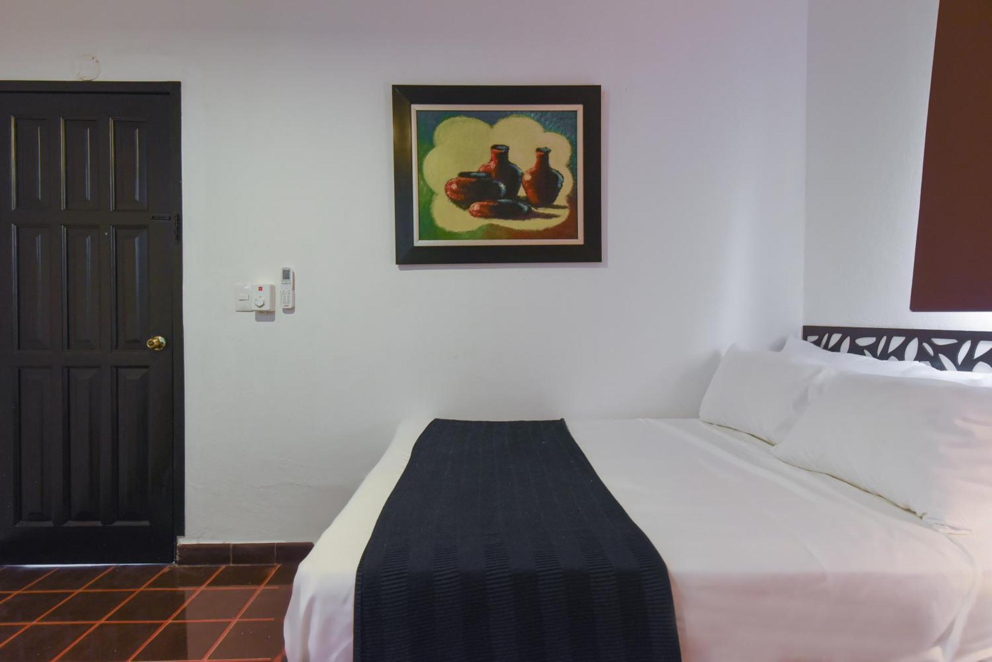Ph 19 Guesthouse Hotel In Gazcue Santo Domingo Cameră foto