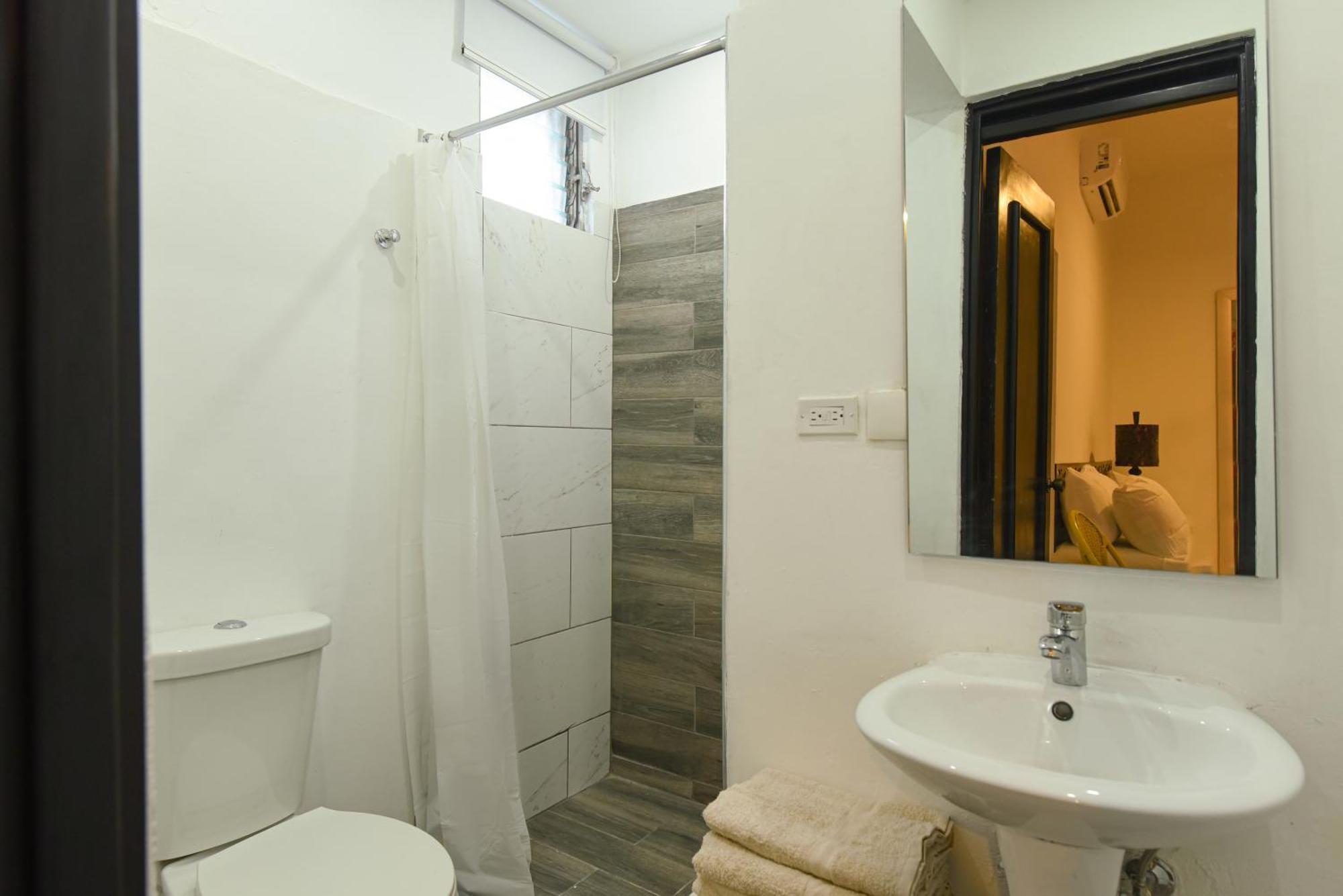 Ph 19 Guesthouse Hotel In Gazcue Santo Domingo Cameră foto